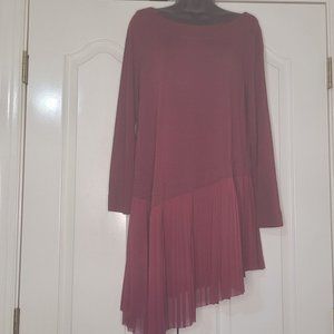 Soft‎ Surroundings Stretch Accordian Pleated  Long Sleeve Burgundy Tunic Top S